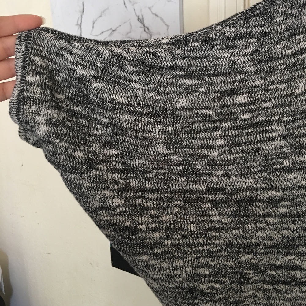 Cardigan - Picture 2 of 4